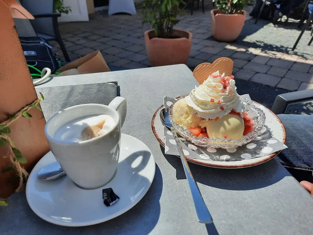 Café Am Schiefen Turm_Frankenhausen/Kyffhäuser_slider_image_3