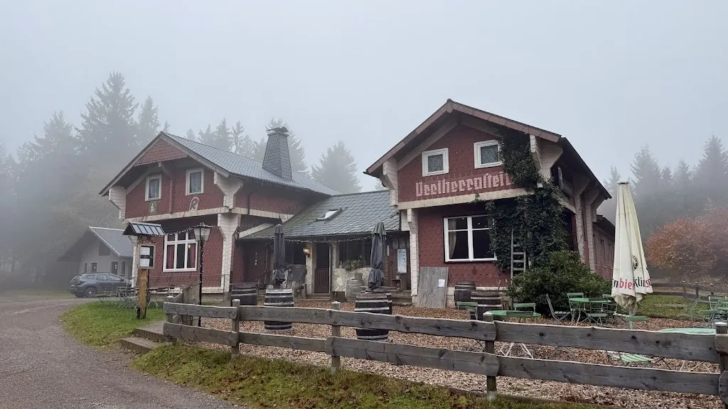 Waldschänke Dreiherrnstein_Brotterode-Trusetal_slider_image_3