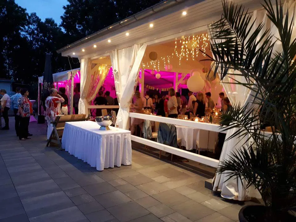 Gasthaus "Zum Wiesengrund" restaurant in Gotha