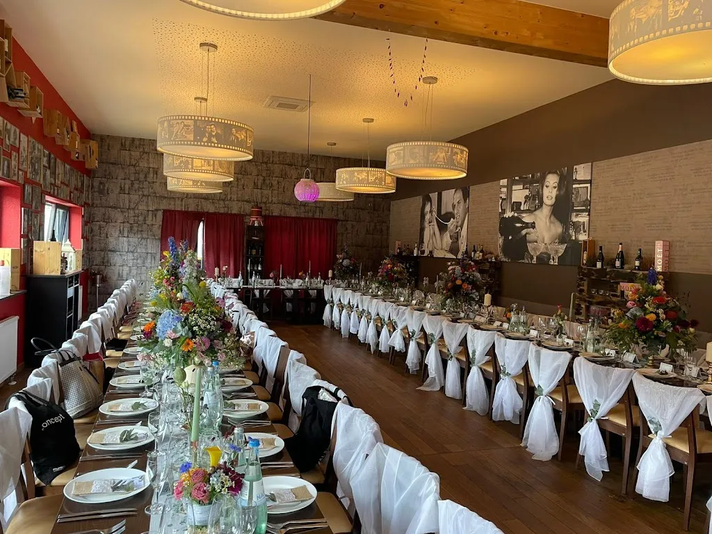 Paparazzi In_Main_slider_image_1