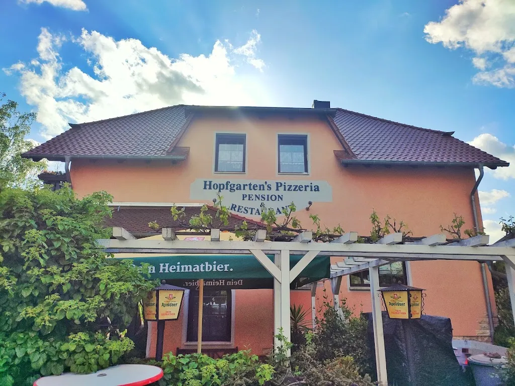 Hopfgartens Pizzeria & Pension & Partyservice restaurant in Buttstädt