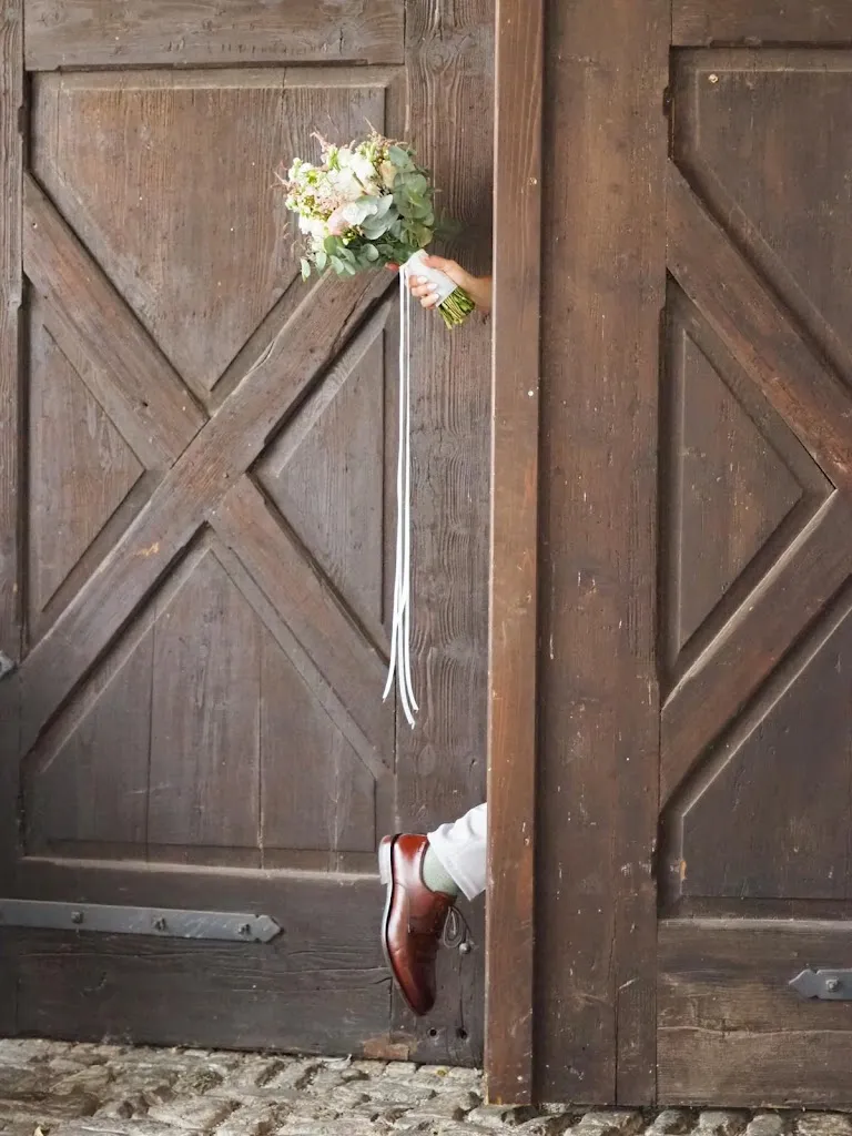 Carlousin S._Hotel & Restaurant 