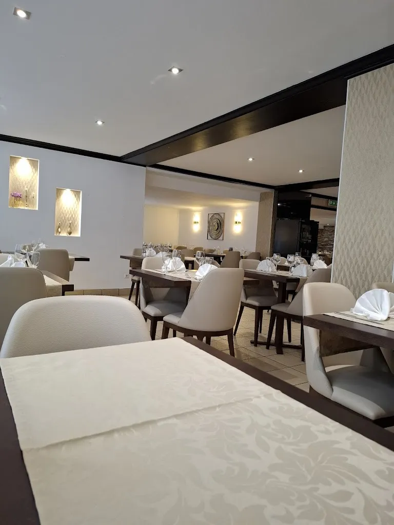 Restaurant Lusitania_Luxembourg_slider_image_1