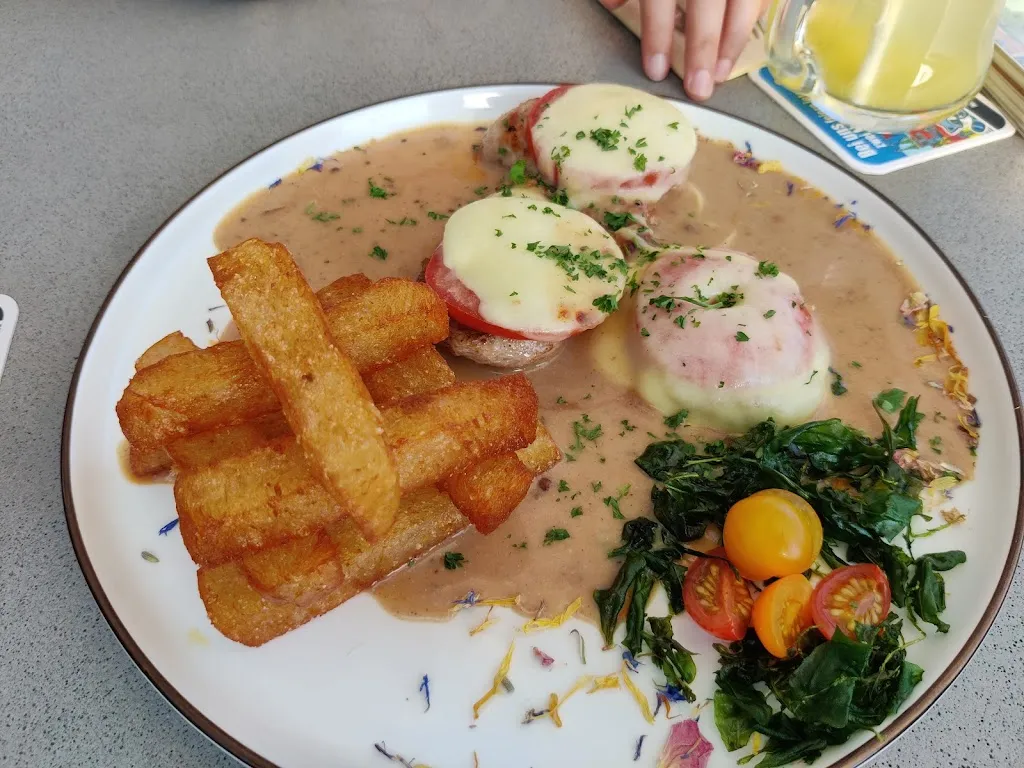 Restaurant Bergbaude_Eisfeld_slider_image_3