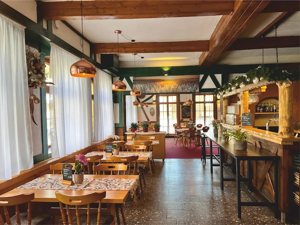 Gasthaus Pension Schwarzer Adler restaurant in Masserberg