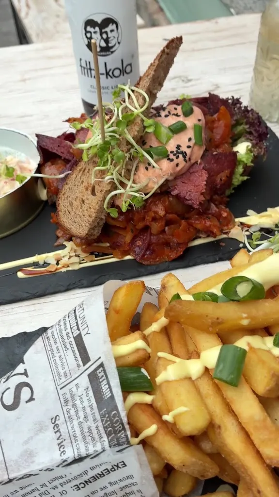 EAT Erfurt_Erfurt_slider_image_2