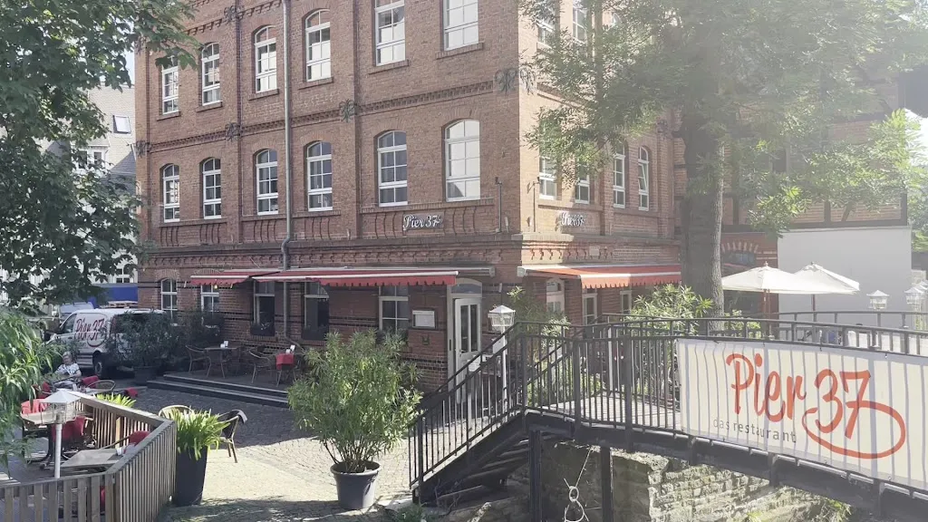 Pier 37 - Genuss am Fluss_Erfurt_slider_image_2