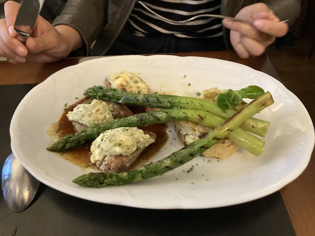 Robert Klawes_Gasthaus Feuerkugel_Erfurt_Bewertung