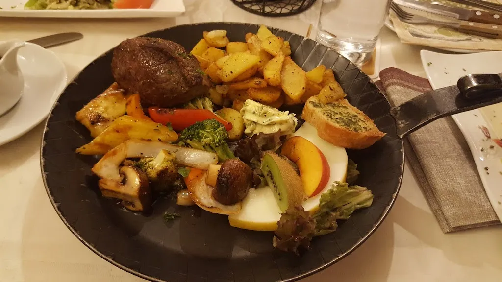 Menu_Gaststätte Rolln’s Keller - Ralf Svatos_Neustadt_image_2