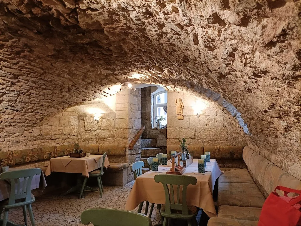 Gaststätte Rolln’s Keller - Ralf Svatos restaurant in Neustadt