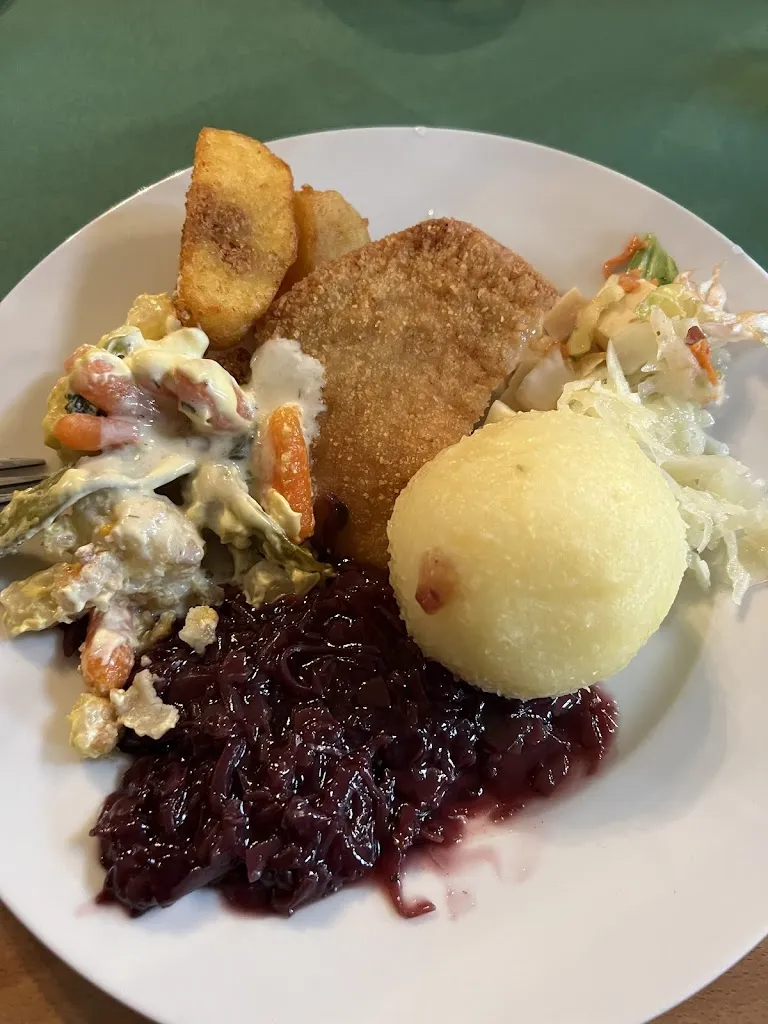 Gaststätte Zu den vier Linden_Döbritschen_slider_image_2