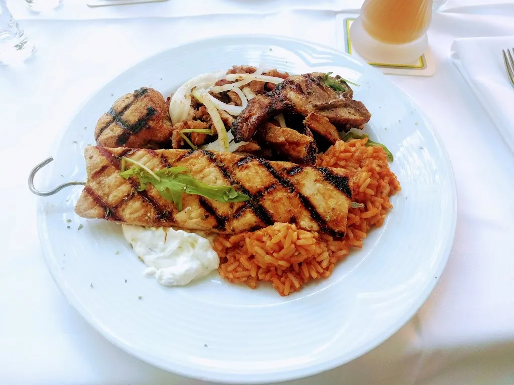 Costa's Taverna_Coburg_slider_image_1