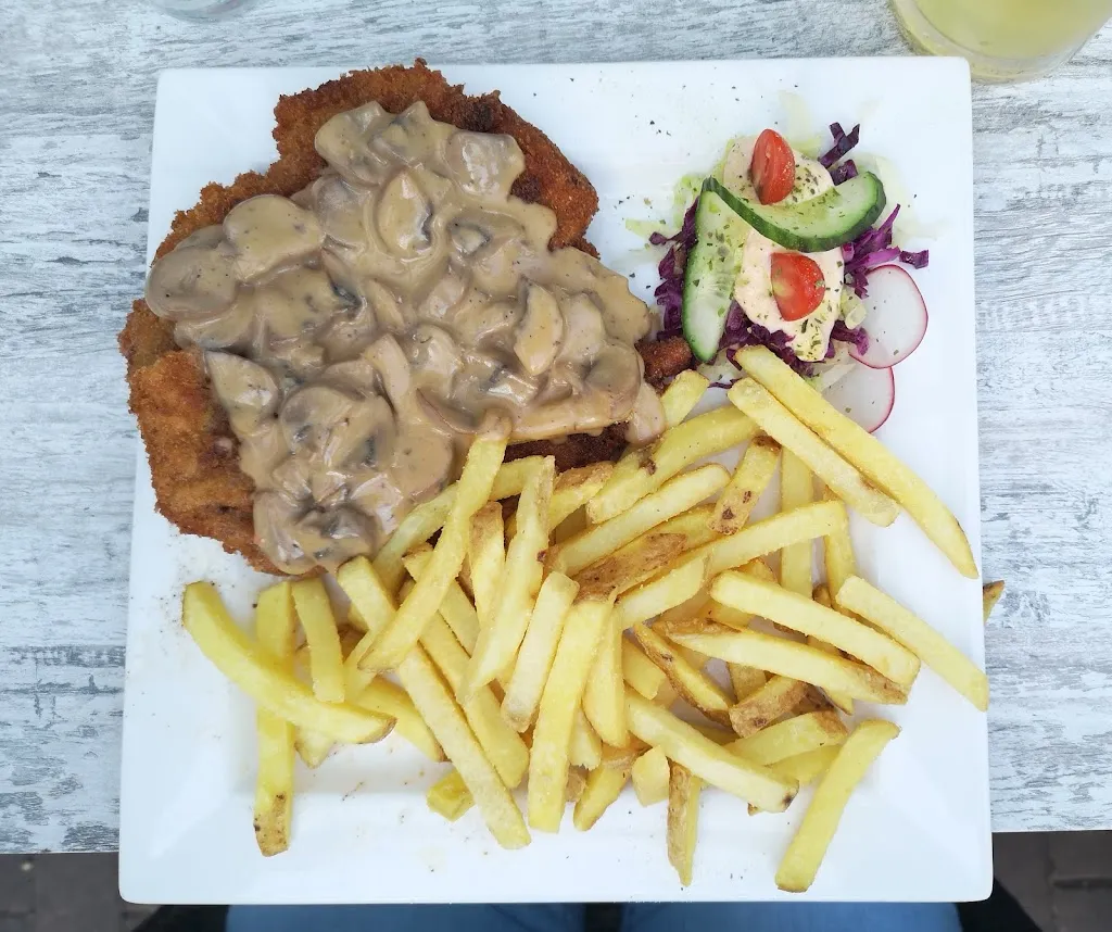 Elke Müller-Blech_Gaststübchen RubliBubli_Immelborn_recensione