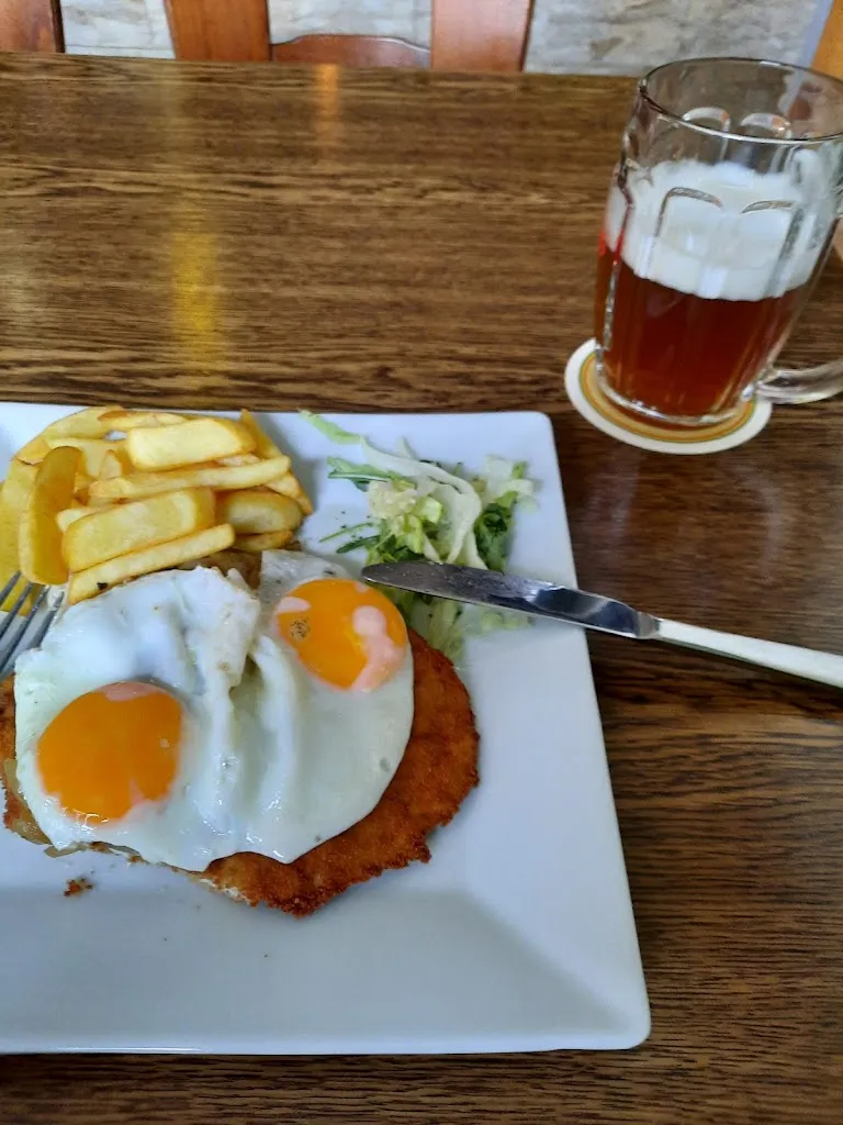 Thomas Samoth_Gasthof Krug zum grünen Kranz „Das Gasthaus“_Sonneberg_recensione