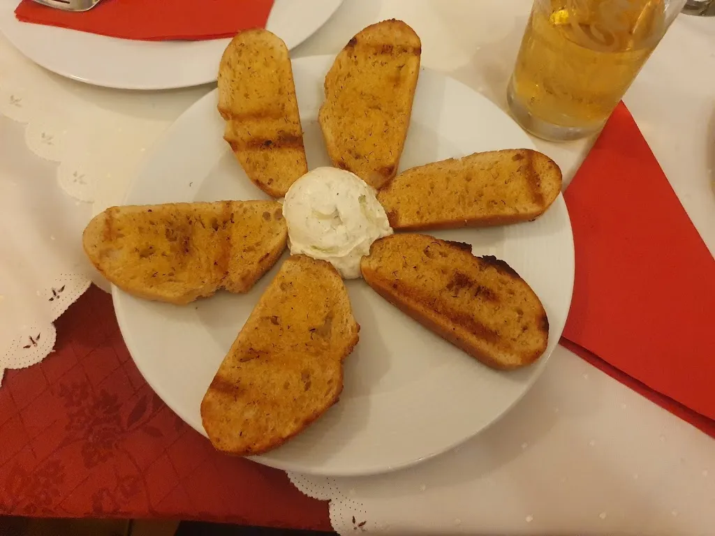 Yvonne Kaufmann_Griechisches Restaurant Akropolis_Sonneberg_reseña