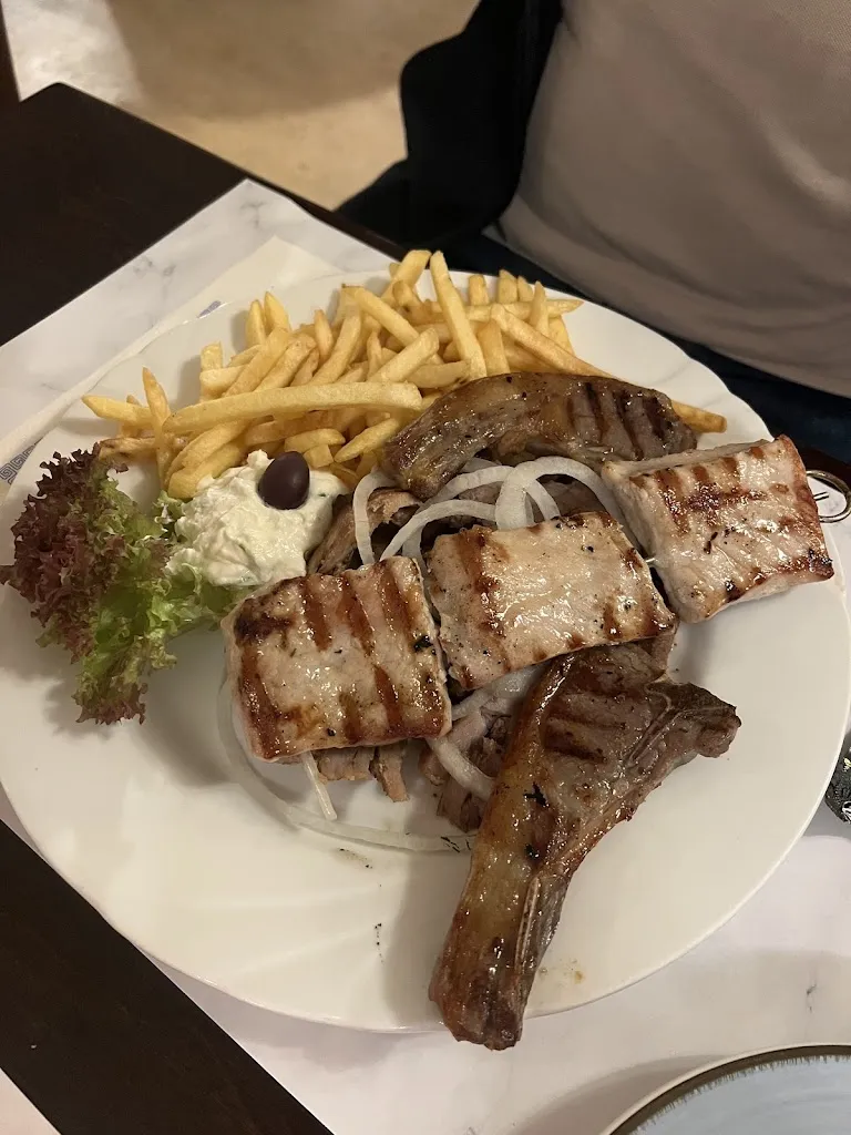 Viktorija Jagelė_Restaurant Meteora_Großostheim_review