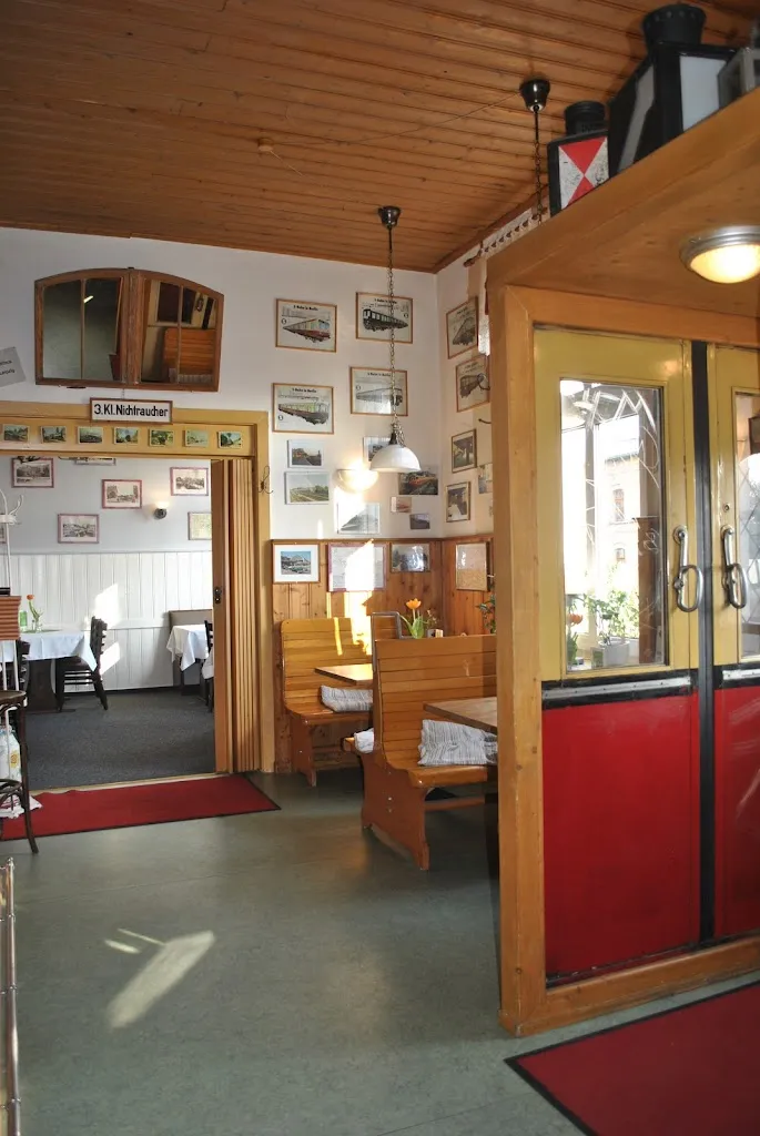 Restaurant „Zur S-Bahn“_Berlin_slider_image_1