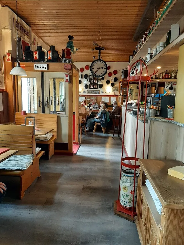 Restaurant „Zur S-Bahn“_Berlin_slider_image_3