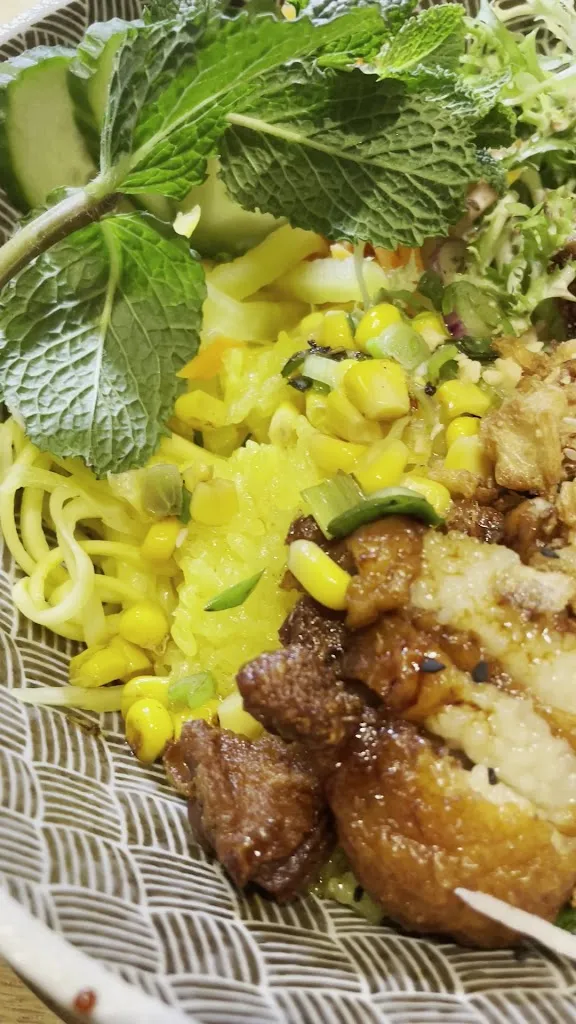 MẸ OI - Restaurant & Bar - Jena_Jena_slider_image_2