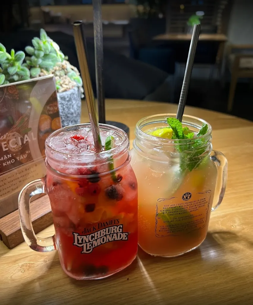 MẸ OI - Restaurant & Bar - Jena_Jena_slider_image_3