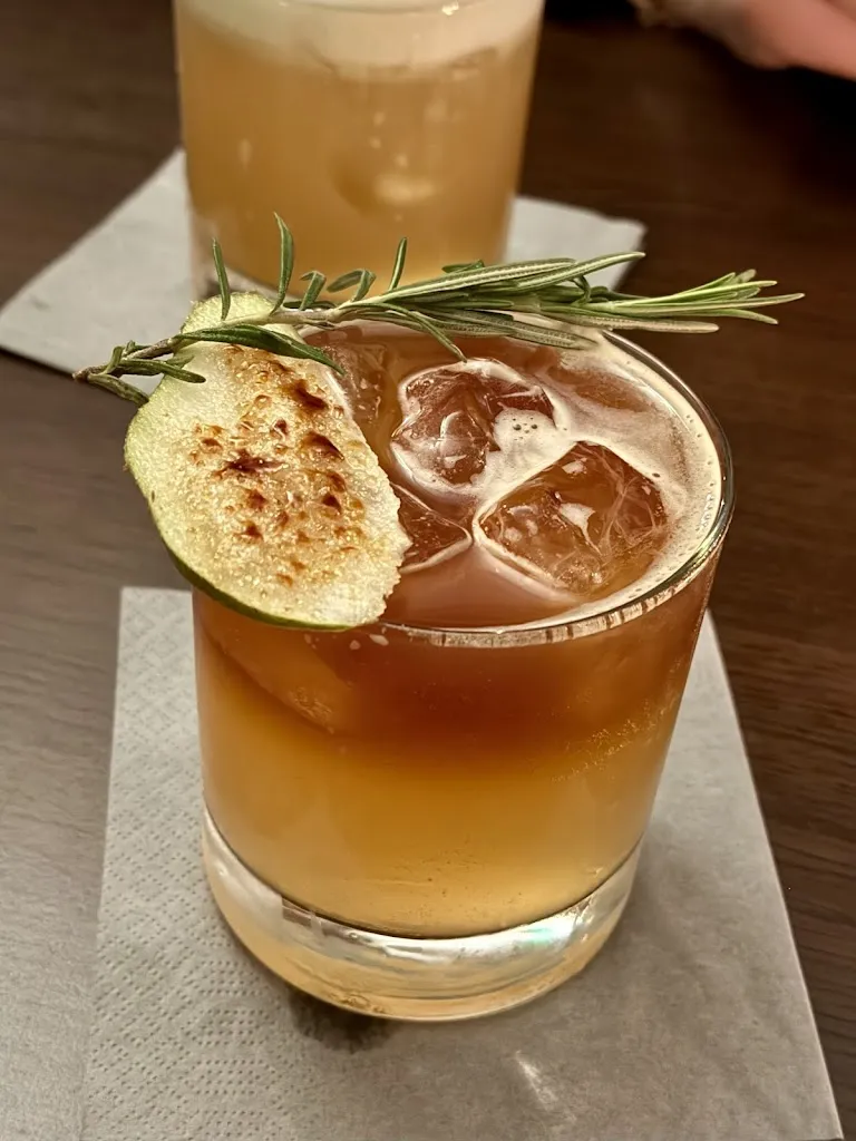 Gastraum Weintanne. - Institut für Trinkkultur_Jena_slider_image_3