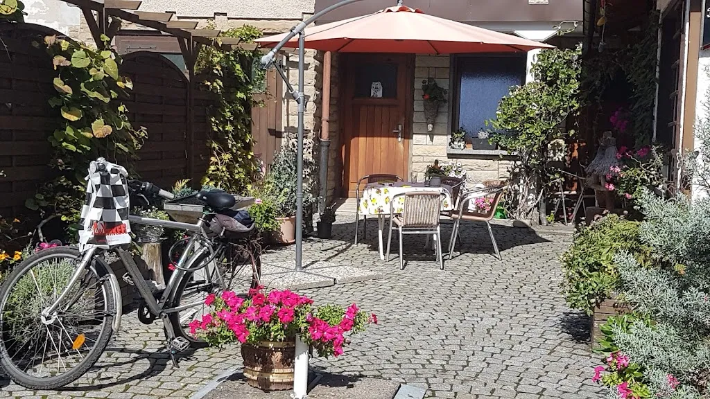 Gasthof Grüner Baum restaurant in Kraftsdorf