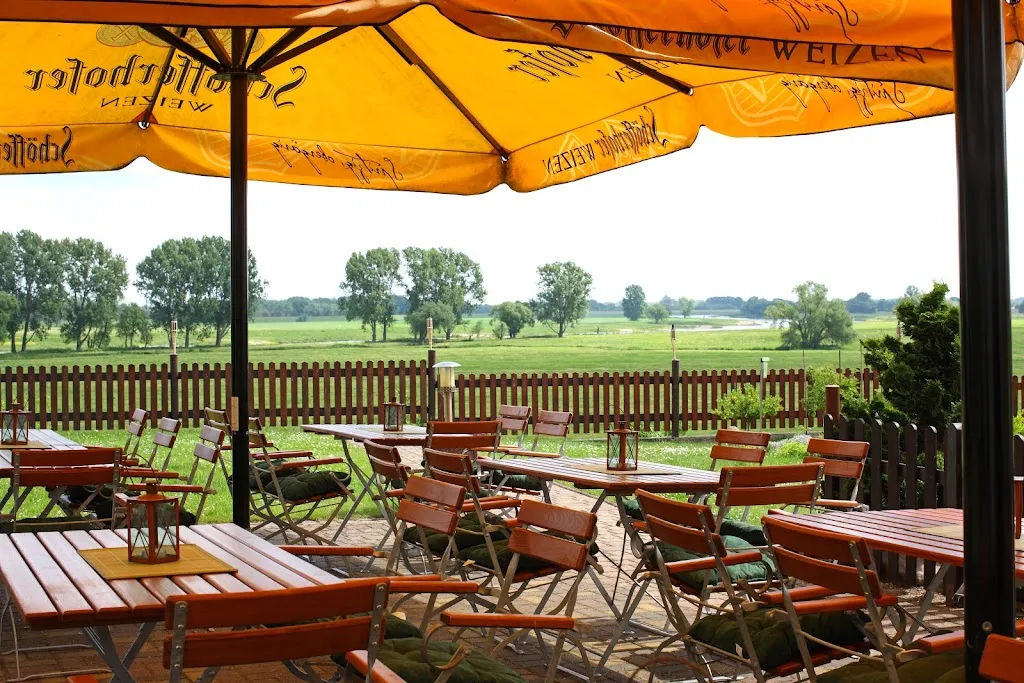 Gaststätte "Zum Goldenen Anker" restaurant in Dommitzsch