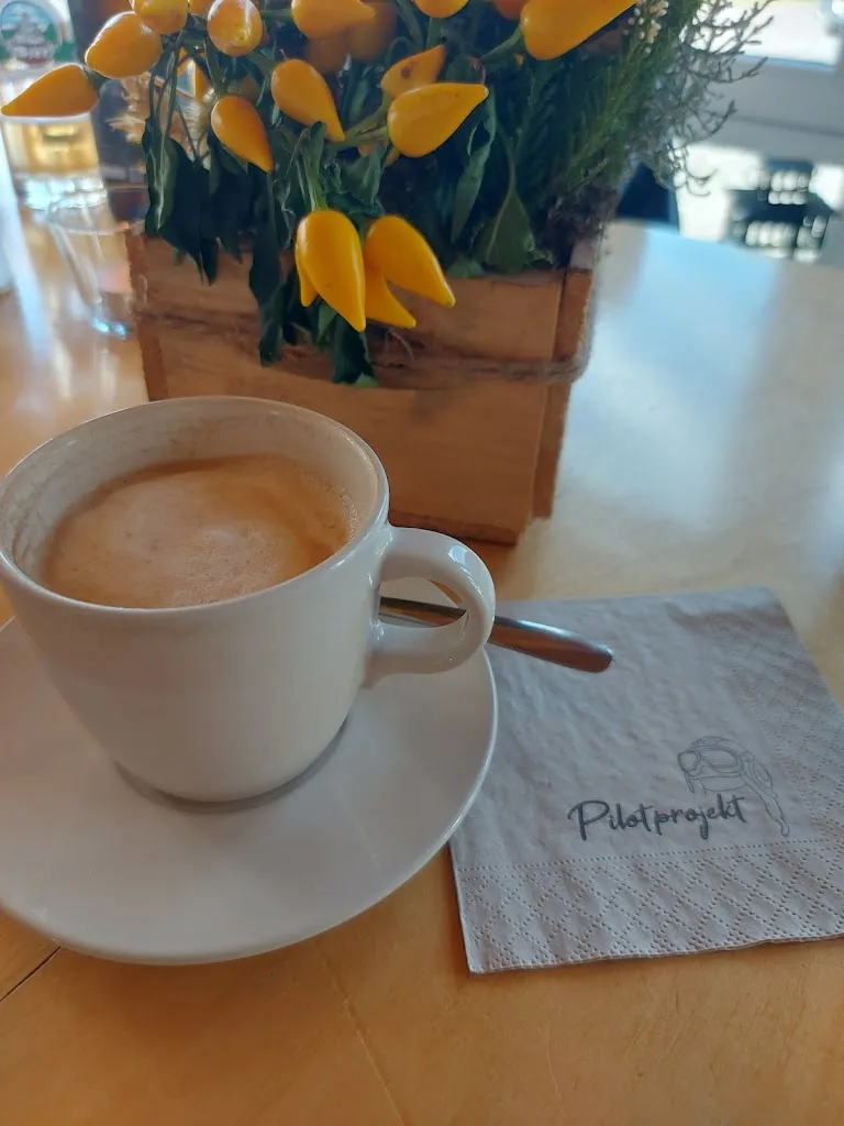 Menu_Pilotprojekt Café & Restaurant_Kühndorf_immagine_8