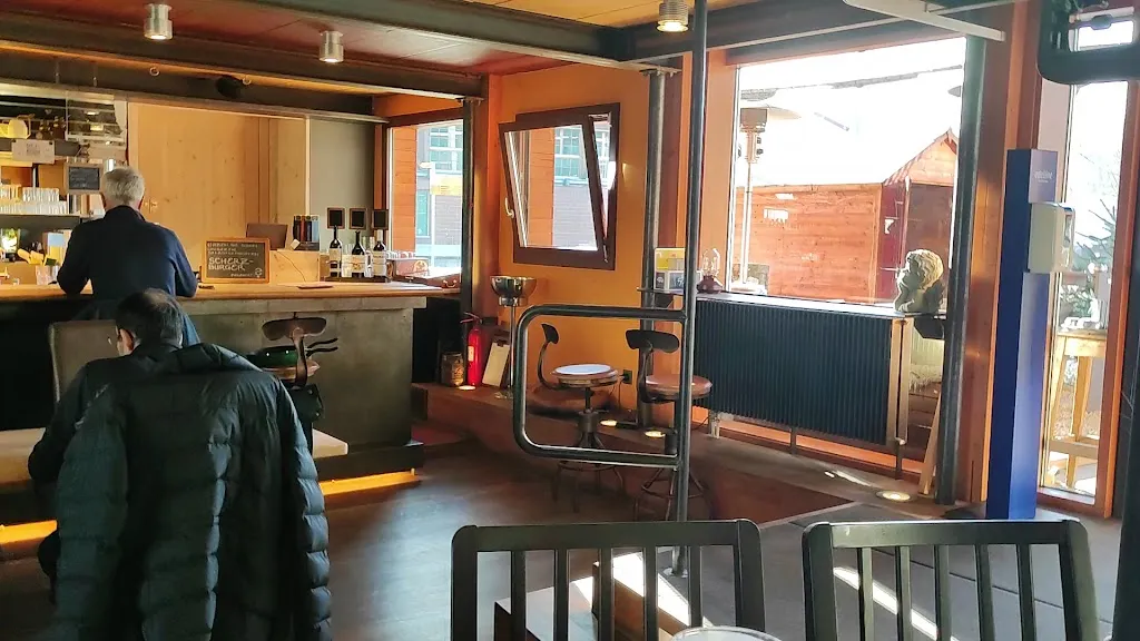 Das Scherzhaus Bistro_Köniz_slider_image_2