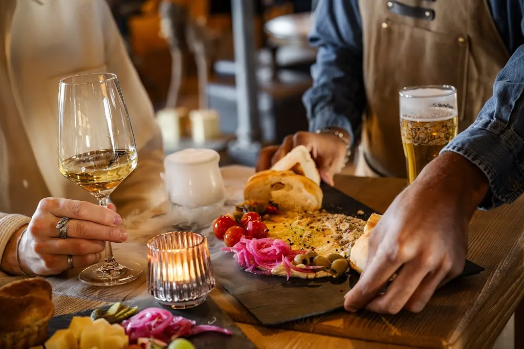 Das Scherzhaus Bistro_Köniz_slider_image_3