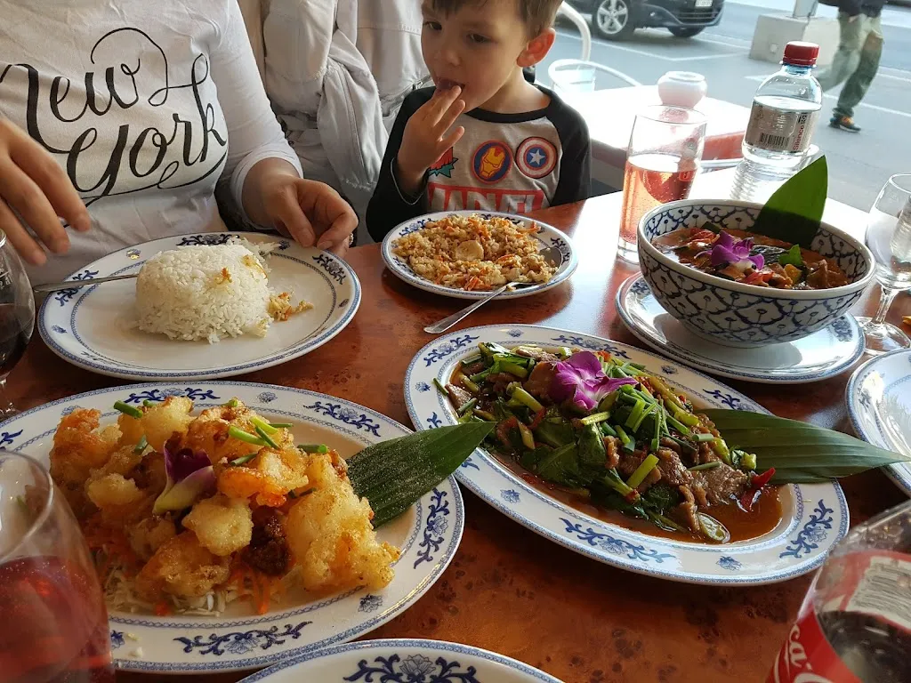 Tuy's Thai Restaurant_Köniz_slider_image_2