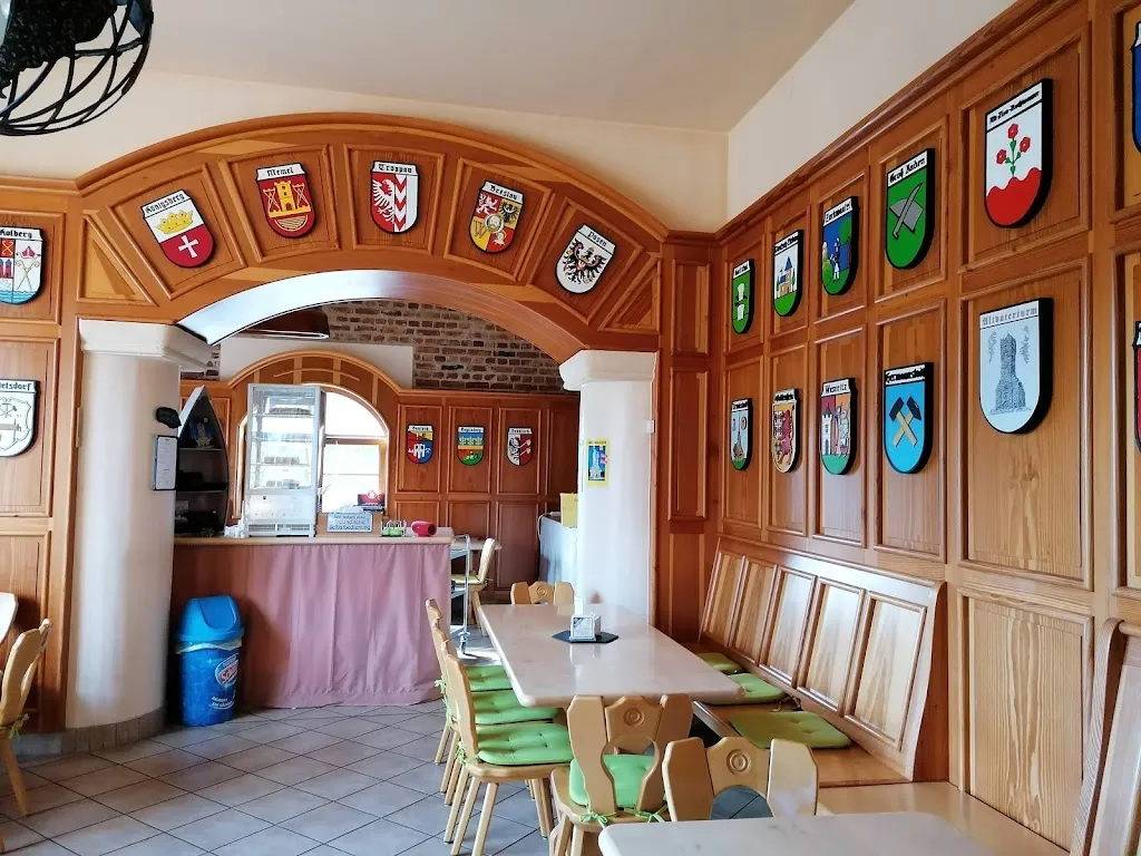 Gaststätte im Altvaterturm restaurant in Lehesten