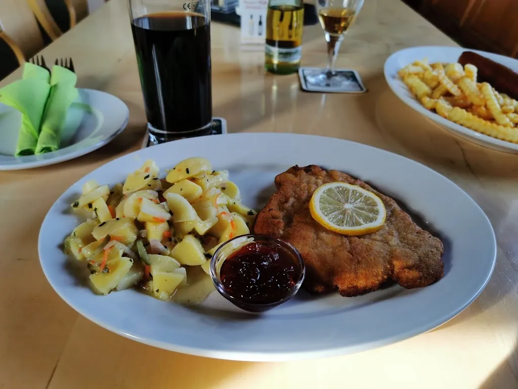 Gaststätte im Altvaterturm_Lehesten_slider_image_2