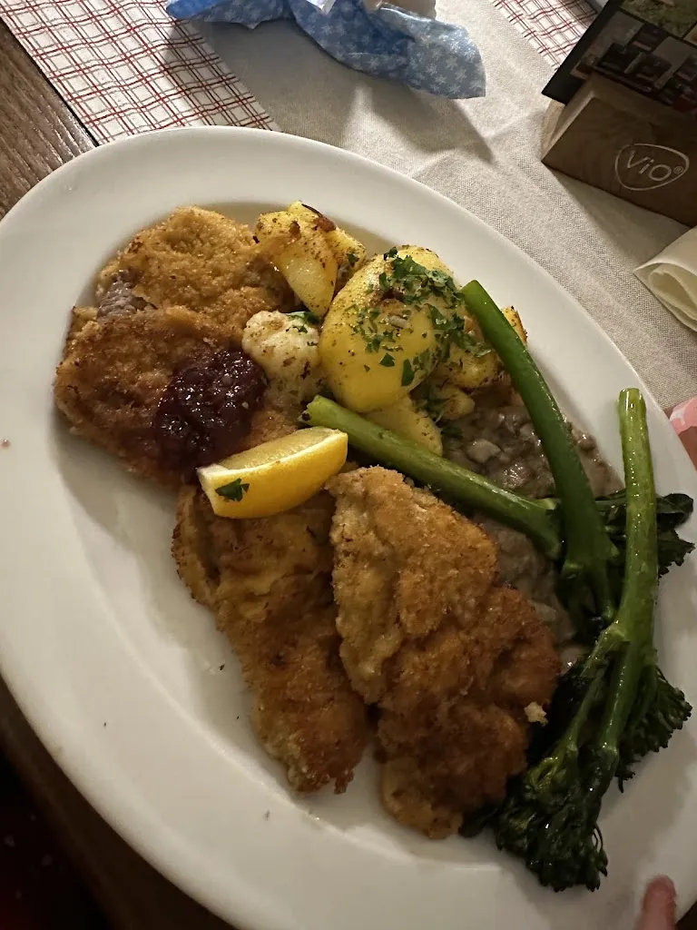 Tatjana Hauptmann_Gasthof Neu Schenke_Langenwetzendorf_review