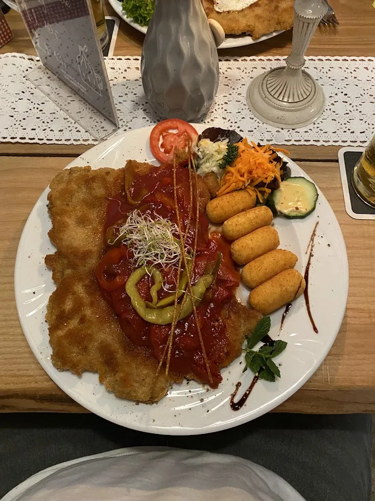 Daniel Schaefer_Gasthof & Bowlingbahn „Das Haus im Haus“_Zeulenroda-Triebes_Bewertung