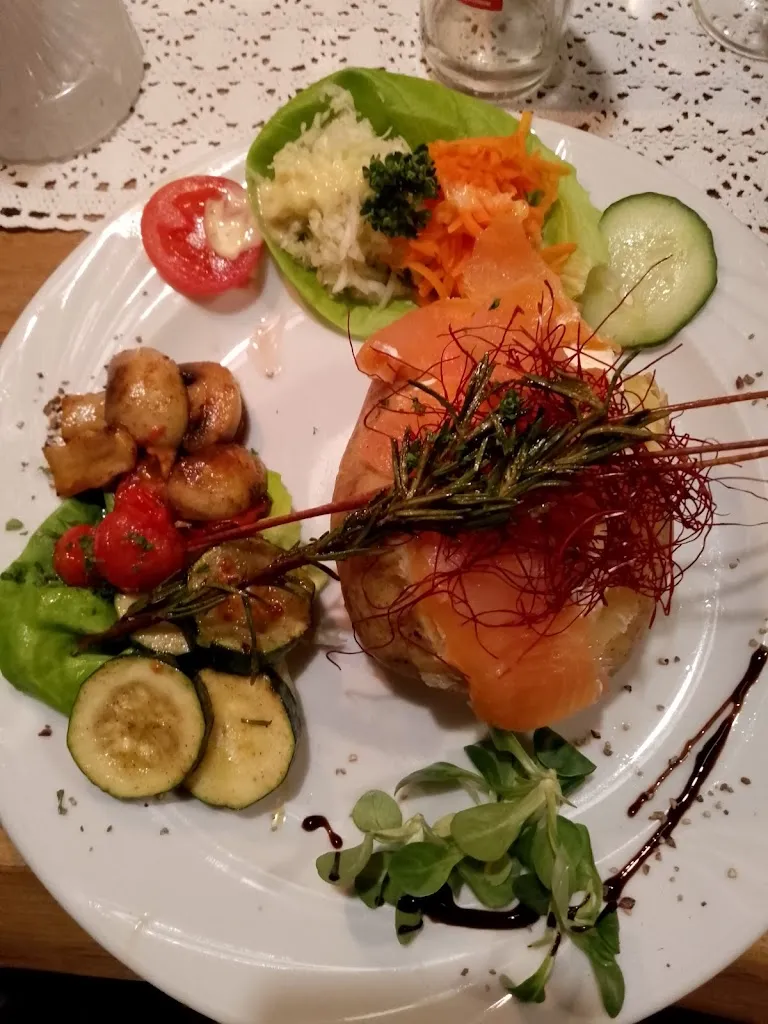 Gasthof & Bowlingbahn „Das Haus im Haus“_Zeulenroda-Triebes_slider_image_2