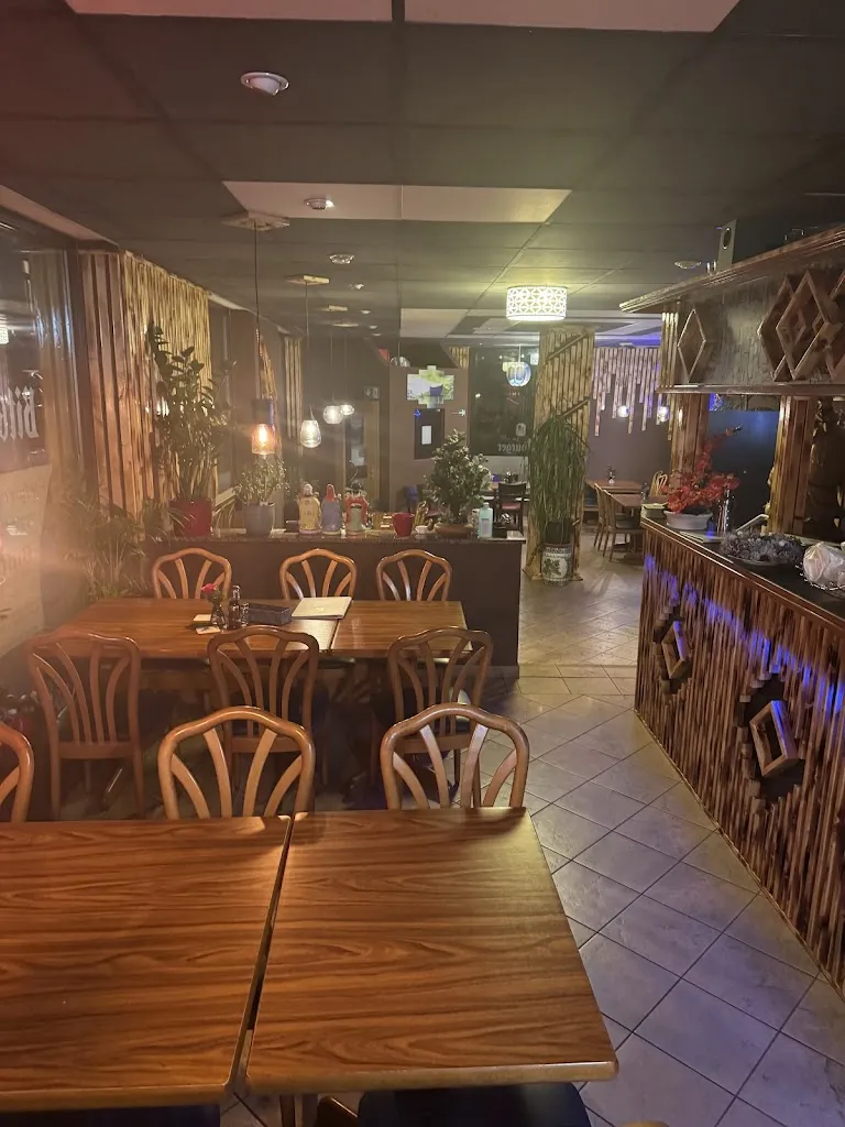 Vietnamesische Küche & Sushi Bar YumYum Quan_Meuselwitz_slider_image_1