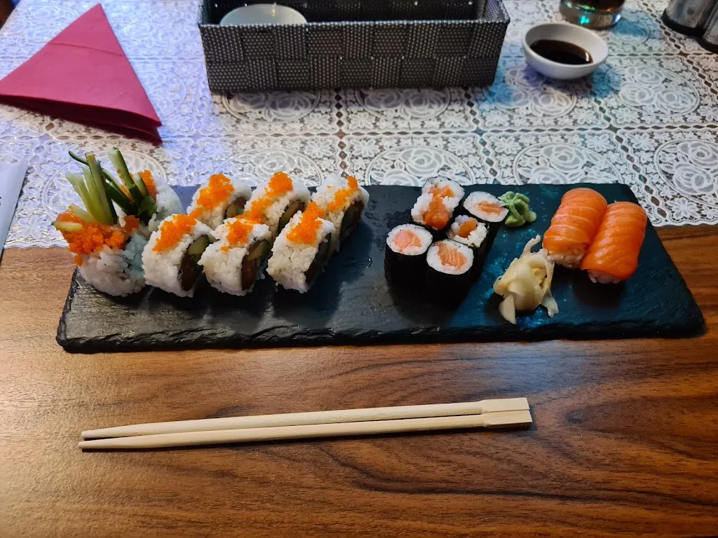 Vietnamesische Küche & Sushi Bar YumYum Quan_Meuselwitz_slider_image_3