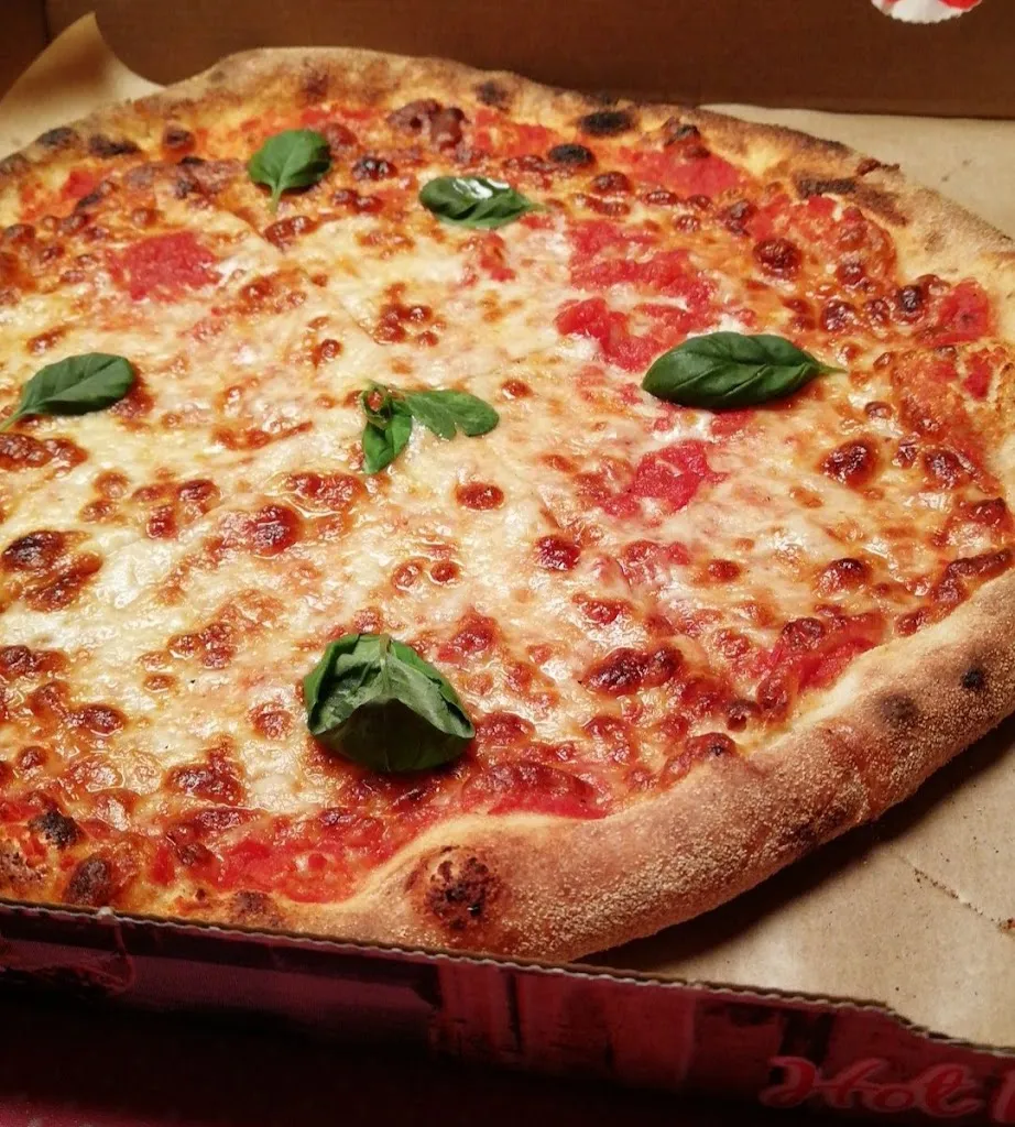 Pizza Buono_Großostheim_slider_image_1