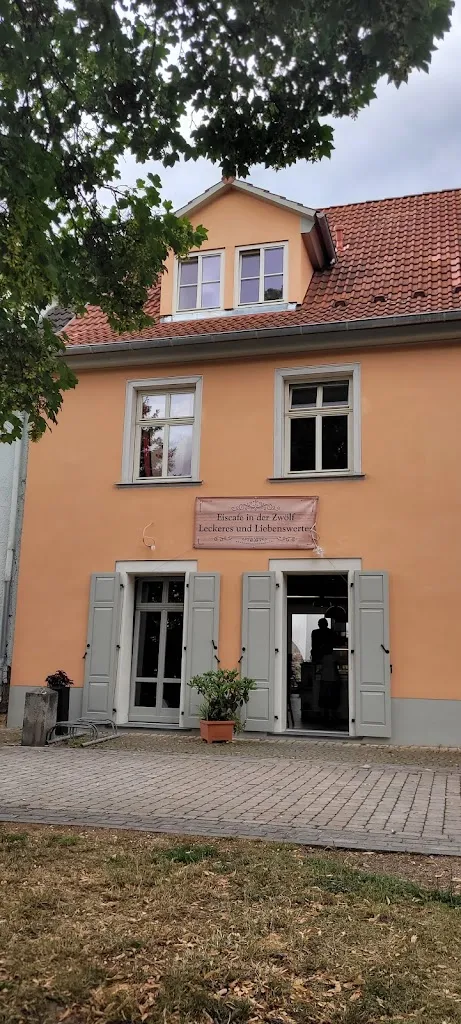 Tino Eisenhardt_Cafe 12_Neudietendorf_Bewertung