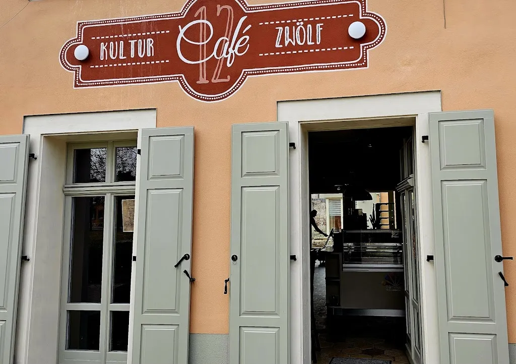 Cafe 12 restaurant in Neudietendorf