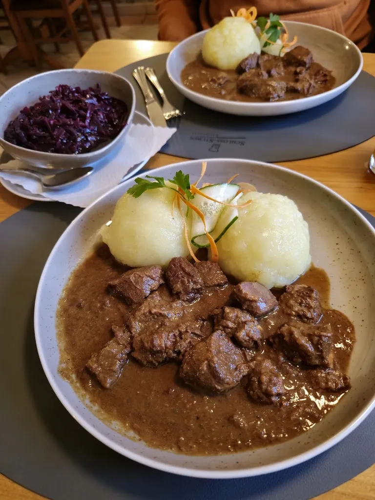 Schloss-Stuben_Meiningen_slider_image_3