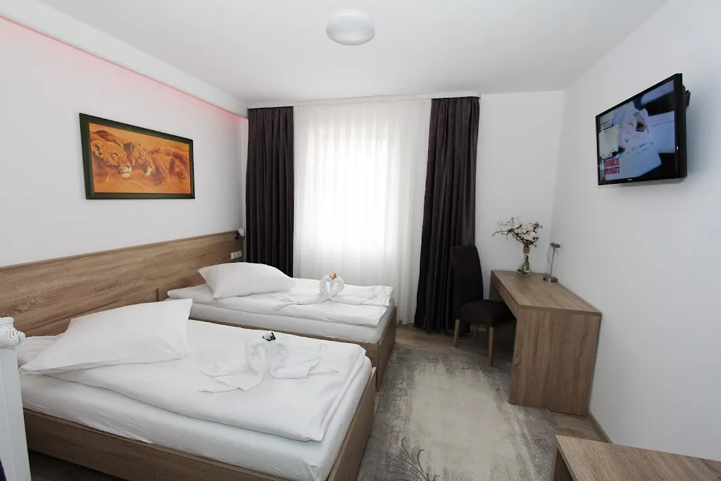 Pension-Ristorante VILLA COLOSSEO_Meiningen_slider_image_2