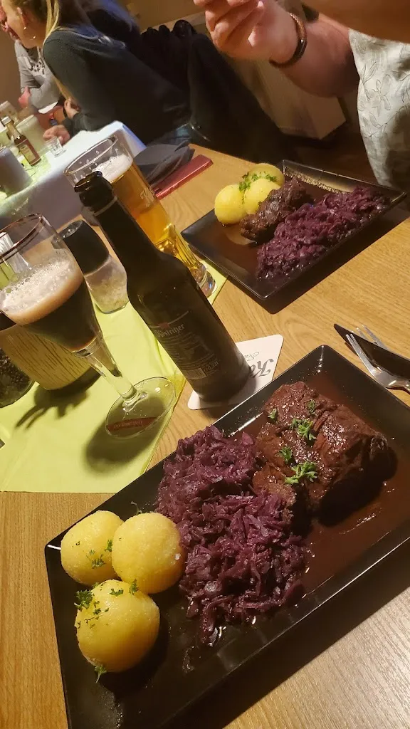 Kirsten Richter_Schenke Niederdorla Dorfkrug_Vogtei_review