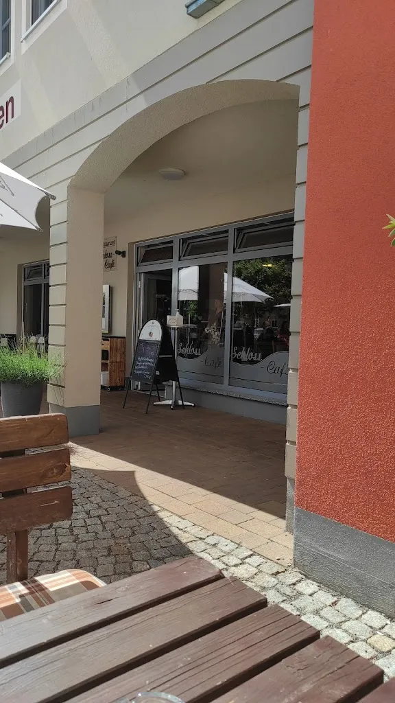 Christina Goldmann_Schloss-Café_Ponitz_review