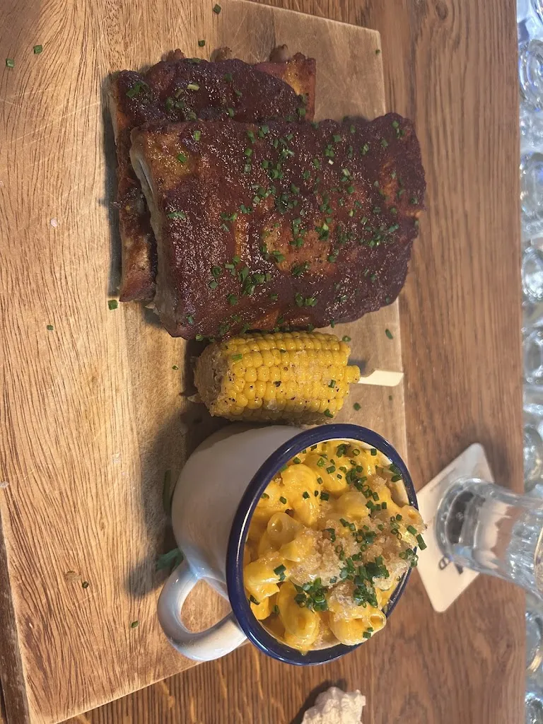 Colin Dacierno_Union Table and Tap_Aschaffenburg_review