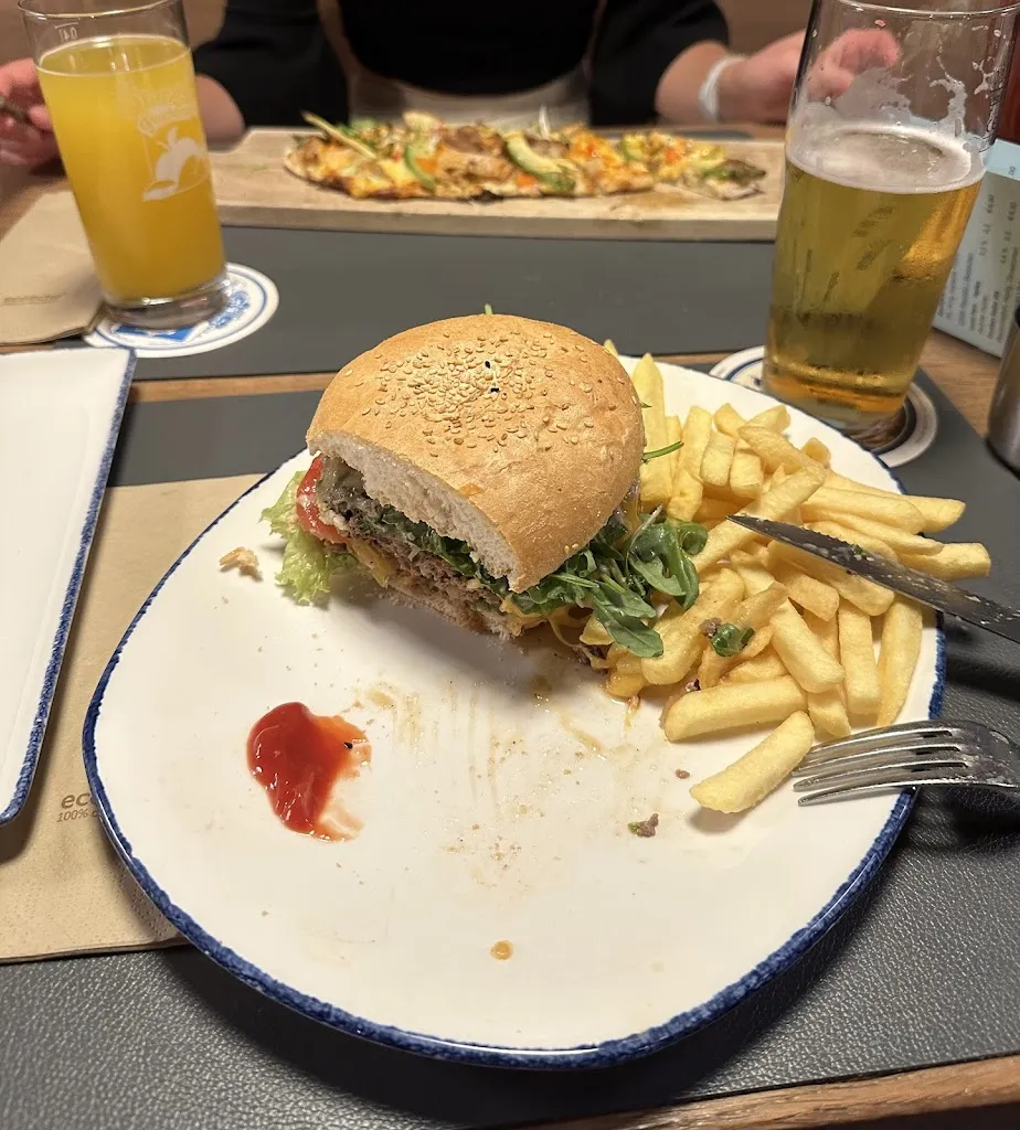 Union Table and Tap_Aschaffenburg_slider_image_3