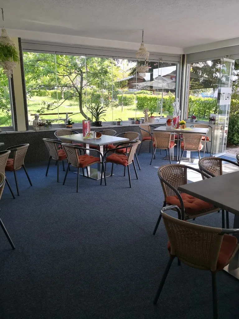 Café - Restaurant - Übernachten im Lambadapark ristorante a Roßleben-Wiehe