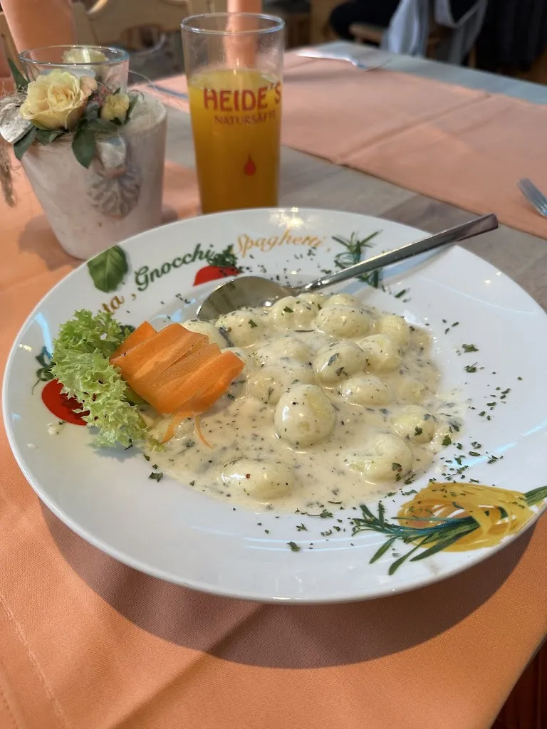 Menu_Pizzeria Restaurante Momi`s_Ronneburg_image_4