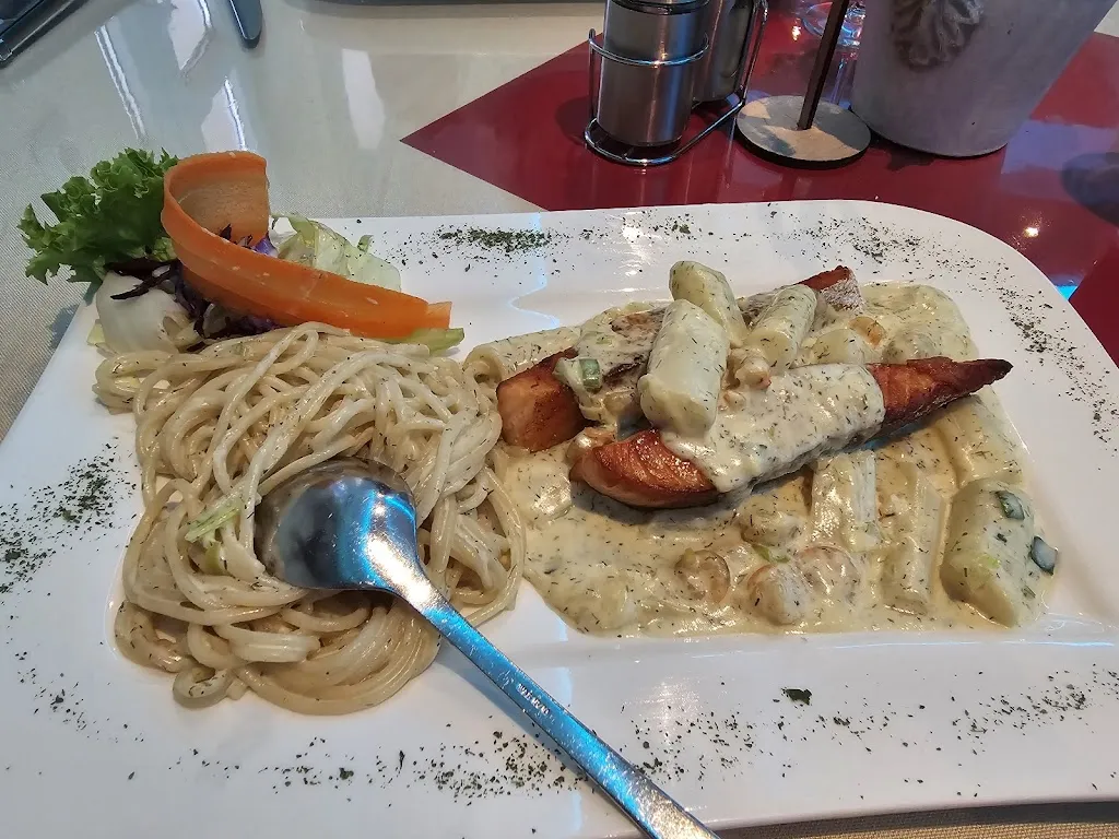 Pizzeria Restaurante Momi`s_Ronneburg_slider_image_3